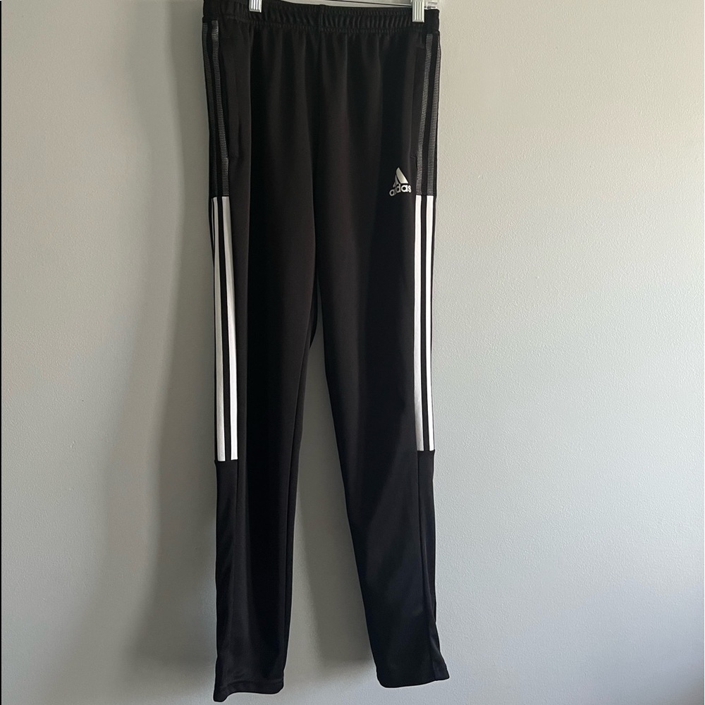 Adidas jogger pant bundle-youth large